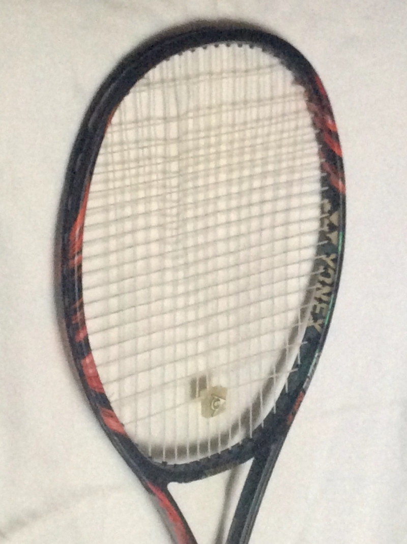 Yonex Vcore Duel G - ракетка для большого тенниса.